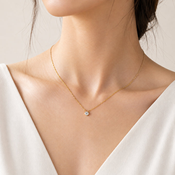 Vivienne Solitaire Necklace